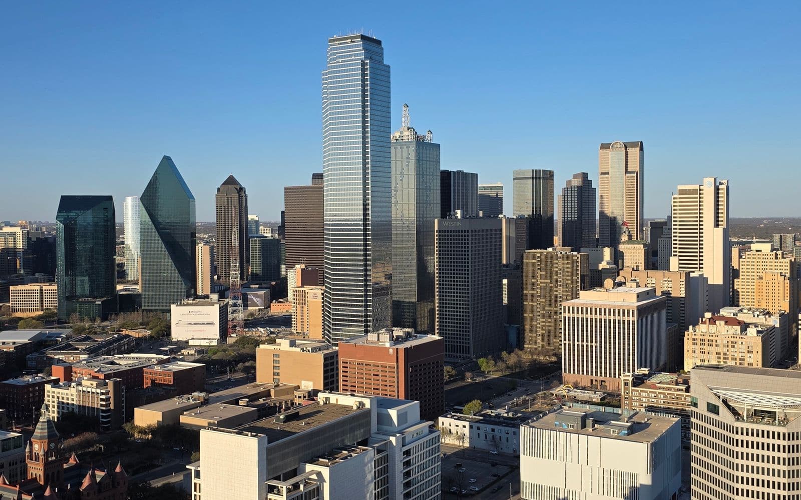 The downtown Dallas, Texas skyline with Bank of America Plaza and Fountain Place